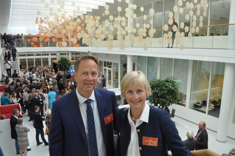 Espen Susegg, adm. direktør i Siva sammen med Lise Bartnes Aalberg, eiendomsdirektør i Siva. 