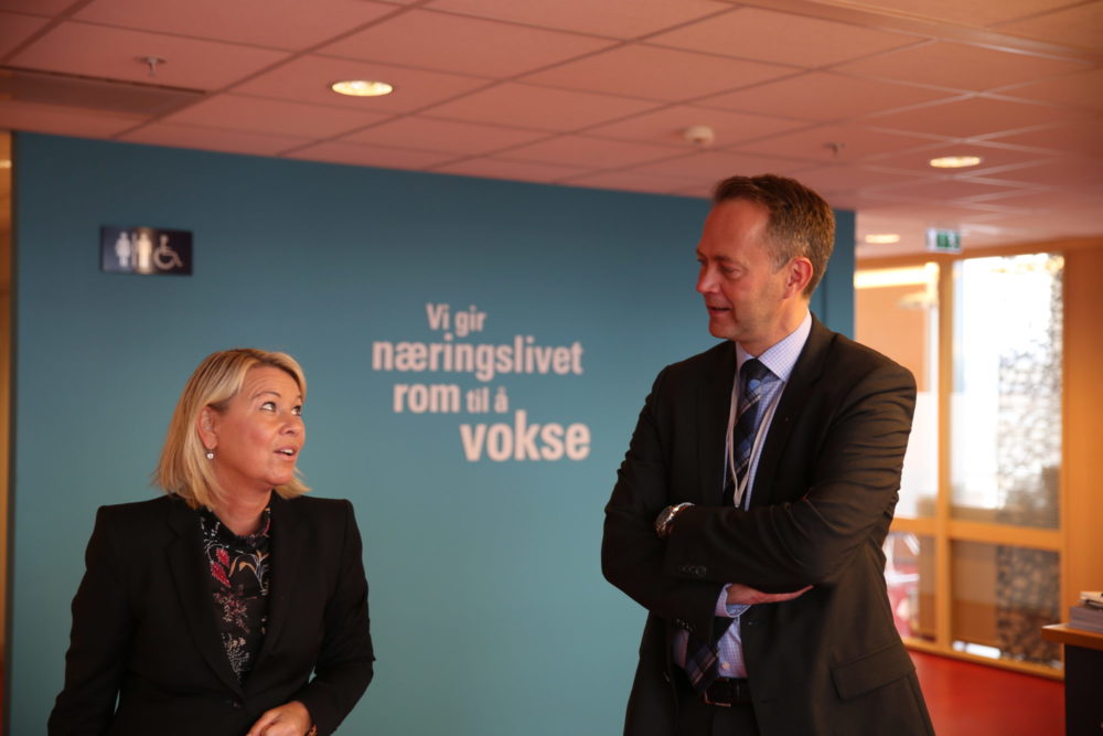 Monica Mæland besøkte Siva i september 2016 for å diskutere utvikling av ny norsk industri (Foto: Siva). 