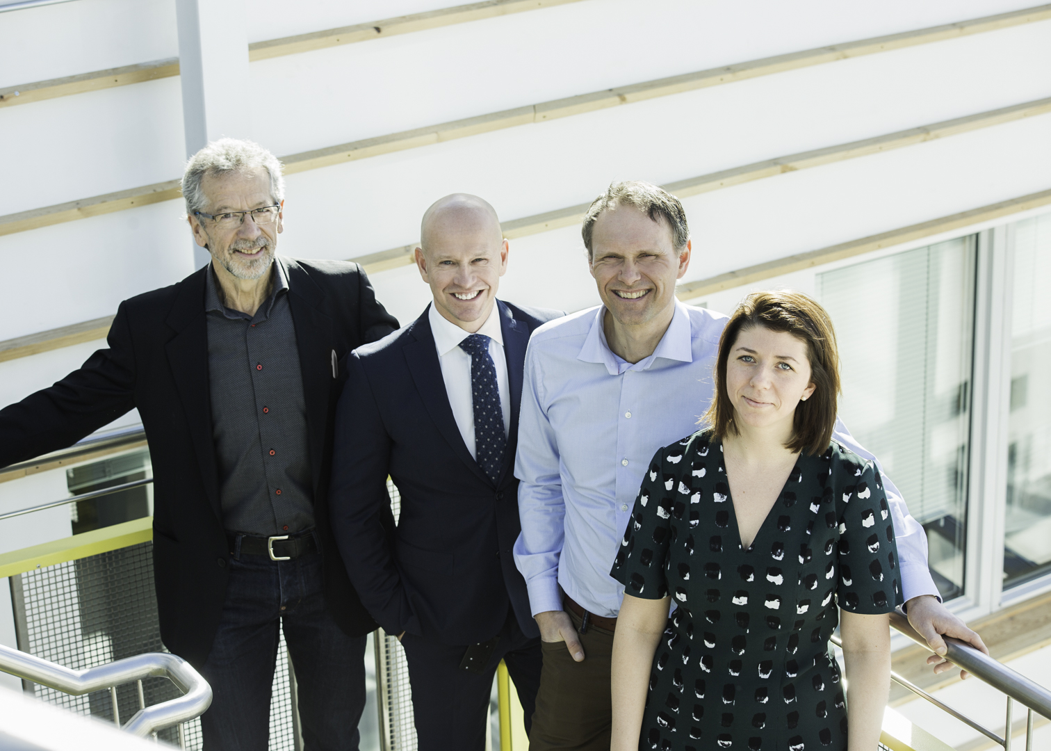Ove Solesvik (t.v), André Hansen, Erling Nordbø og Andrea Nicol i Aleap-teamet jobber tett med selskapene. (Foto: Stian Gregersen/Aleap) 