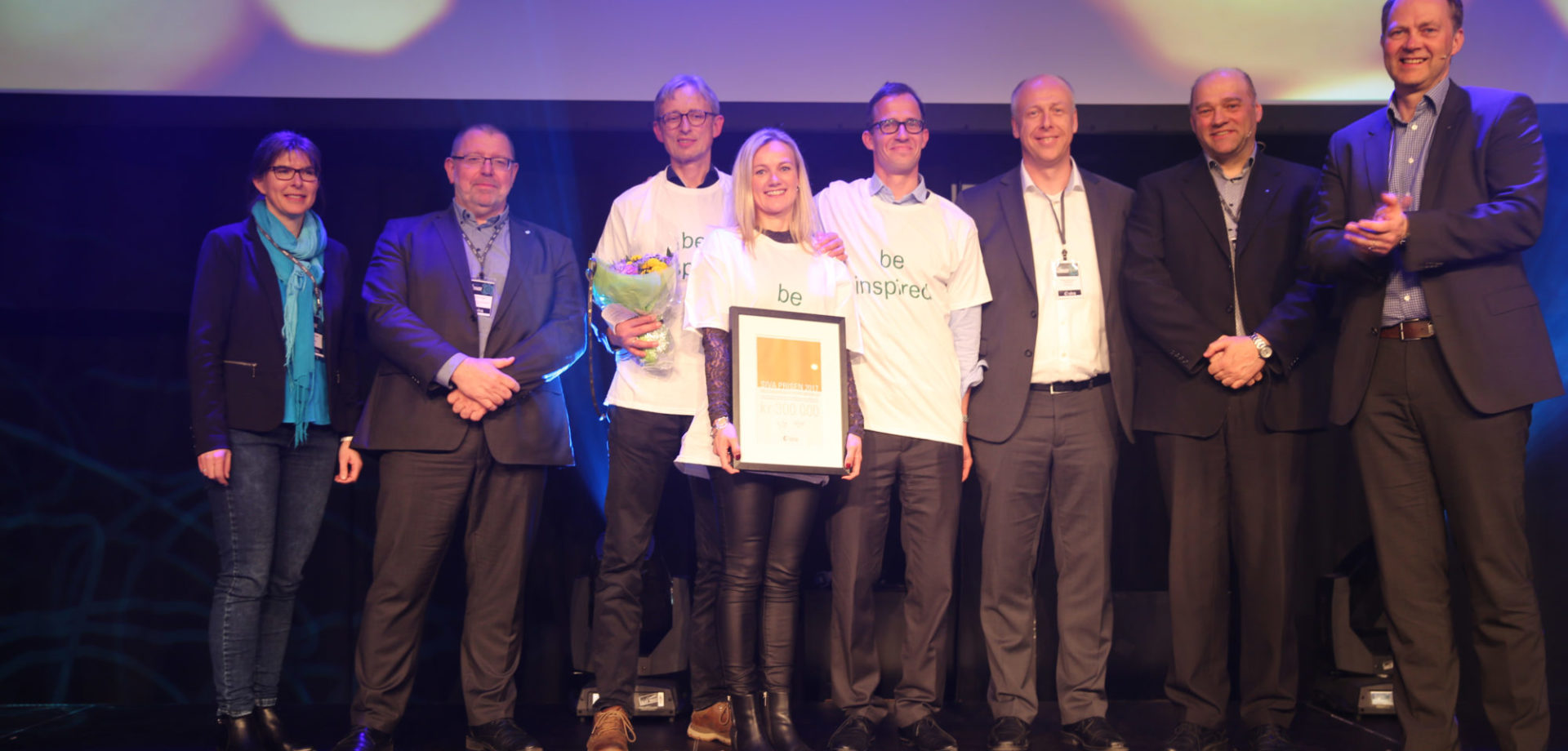 Oslo Cancer Cluster Incubator vant Sivaprisen 2017 i konkurranse med MacGregor Norway og ProtoMore Kunnskapspark. Her er alle finalistene på scenen sammen med Sivas Espen Susegg og Ulf Hustad. 